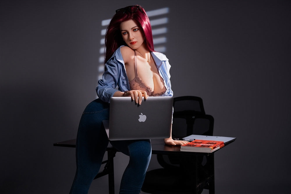 Charlet (B-Adulttoys D cup Full TPE 169CM)